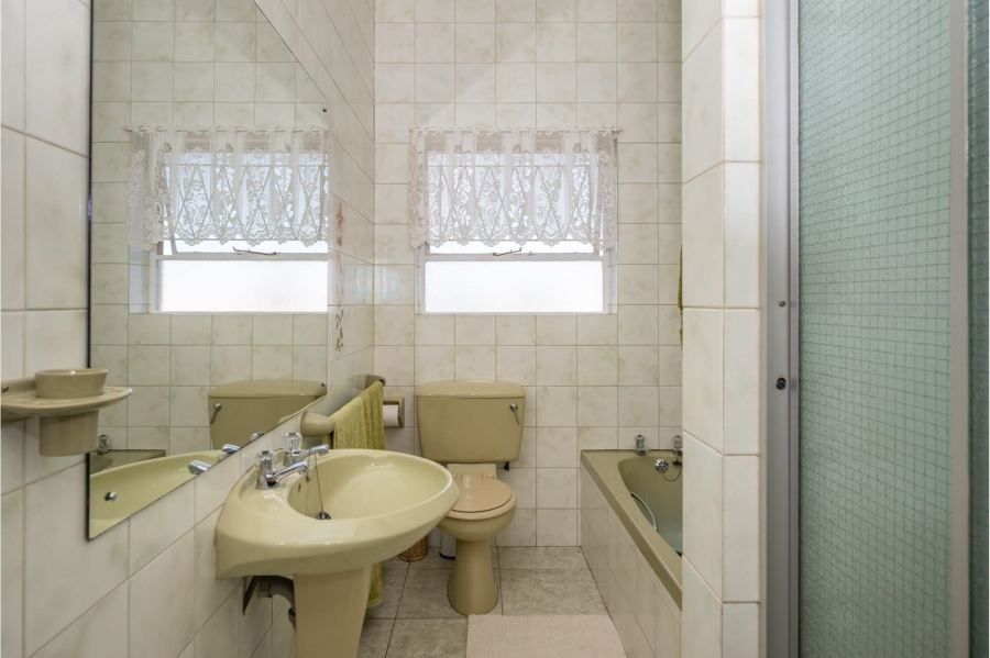 4 Bedroom Property for Sale in Vanes Estate Eastern Cape